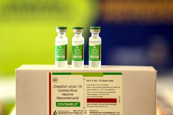Covid-19: Curitiba recebe mais de 20 mil doses da vacina Oxford-AstraZeneca