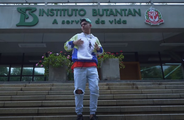 MC Fioti lança clipe com versão CoronaVac de Bum Bum Tam Tam; escute