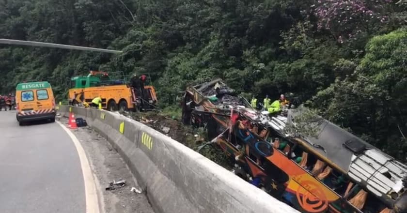 ônibus motorista acidente br-376 paraná guaratuba