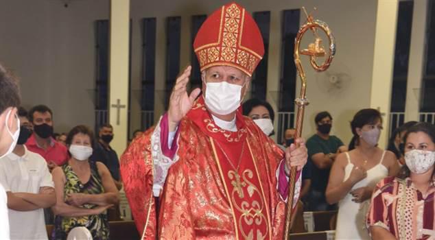 Arcebispo de Cascavel tem covid-19 e está internado