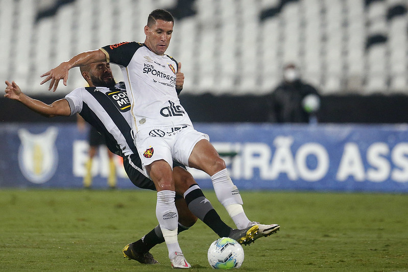 Botafogo perde do Sport e é rebaixado pela terceira vez em sua história