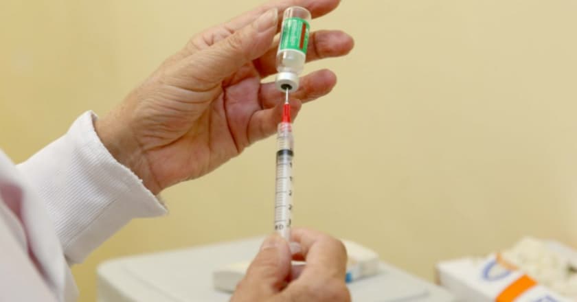 covid paraná recebe nova remessa de vacinas