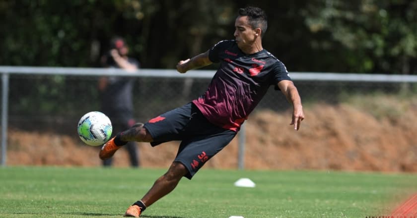 FPF marca jogo do Athletico e mais quatro partidas do Campeonato Paranaense