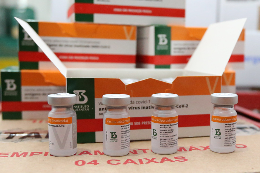 Novo lote da vacina CoronaVac chega ao Paraná
24/02/2021 - Foto: Geraldo Bubniak/AEN