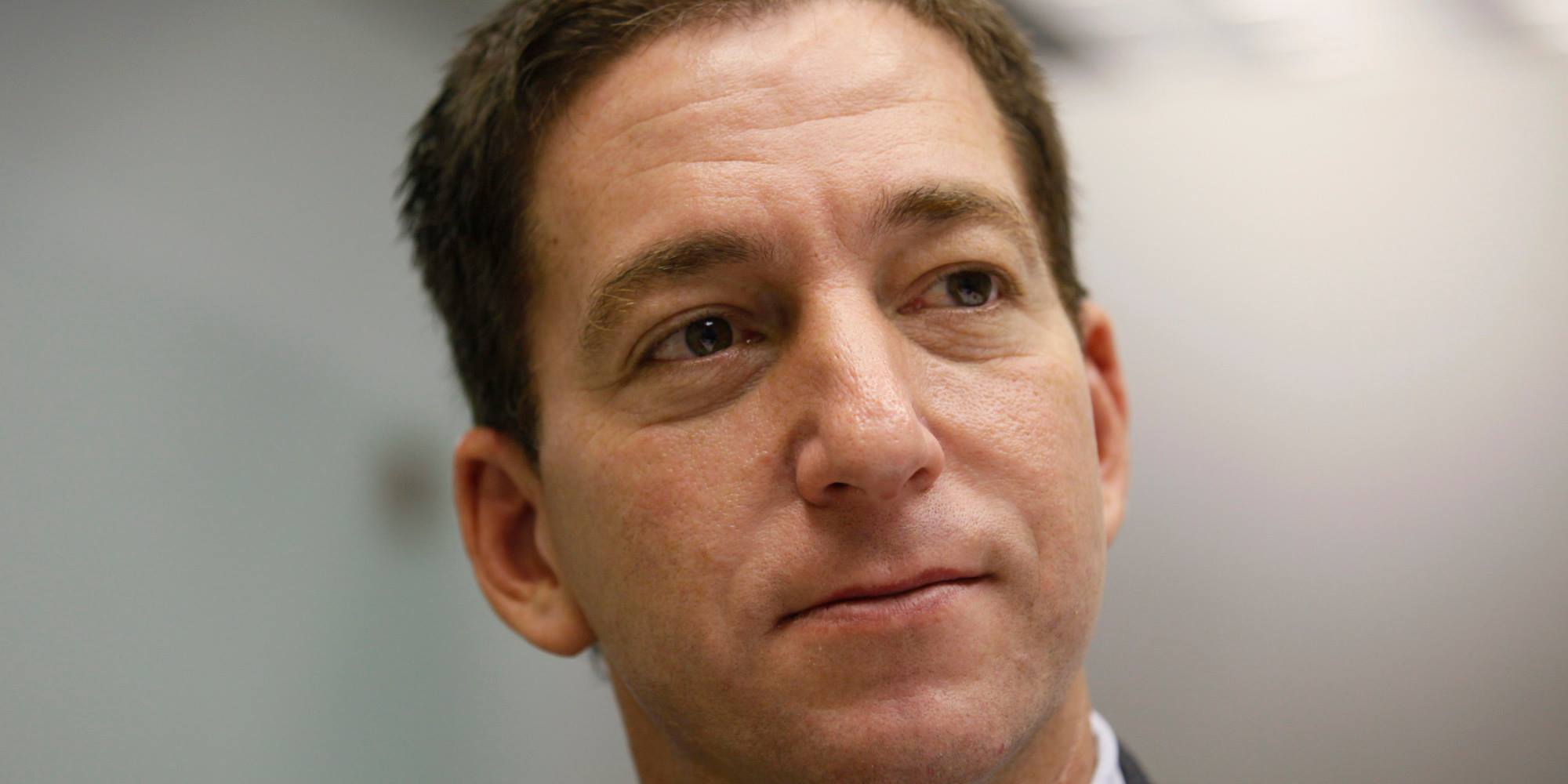 Glenn Greenwald diz em livro que mensagens da Lava Jato ajudaram a enfrentar bolsonarismo