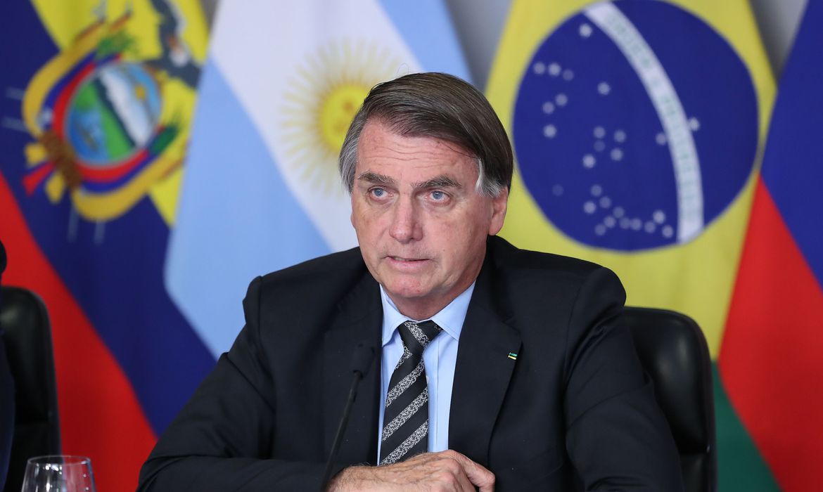 O que Bolsonaro disse e o que Bolsonaro fez na pandemia