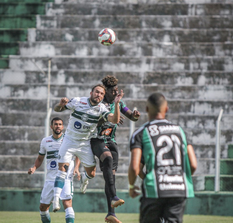 Coritiba vence Maringá FC na estreia no Campeonato Paranaense