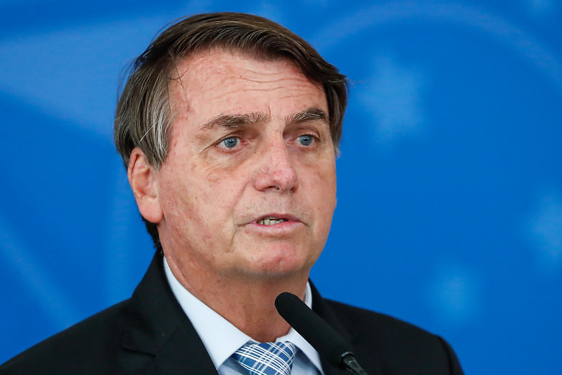 Bolsonaro usa palavras chulas contra Dória