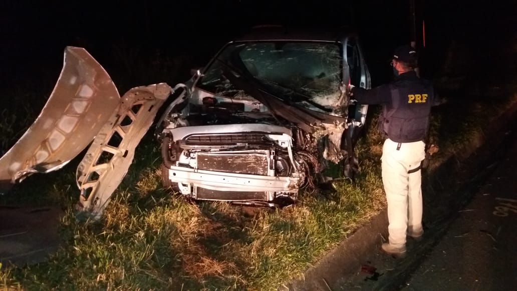 Grave acidente na BR-373, em Ponta Grossa, deixa uma ferida: colisão lateral