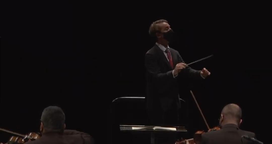 Maestro Stefan Geiger se despede da Orquestra Sinfônica do Paraná em concerto virtual