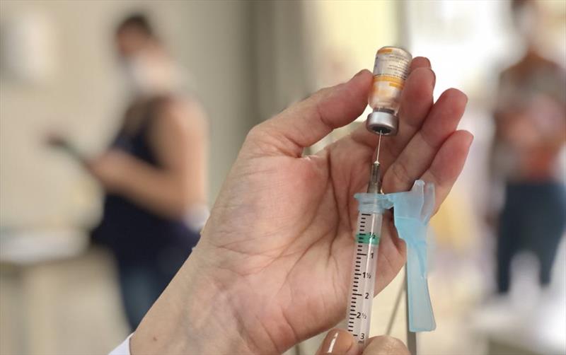 Curitiba já imunizou 274.362 pessoas contra a Covid-19