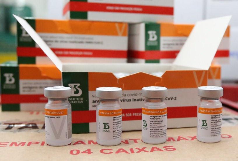 Butantan suspende produção da vacina Coronavac por falta de insumos