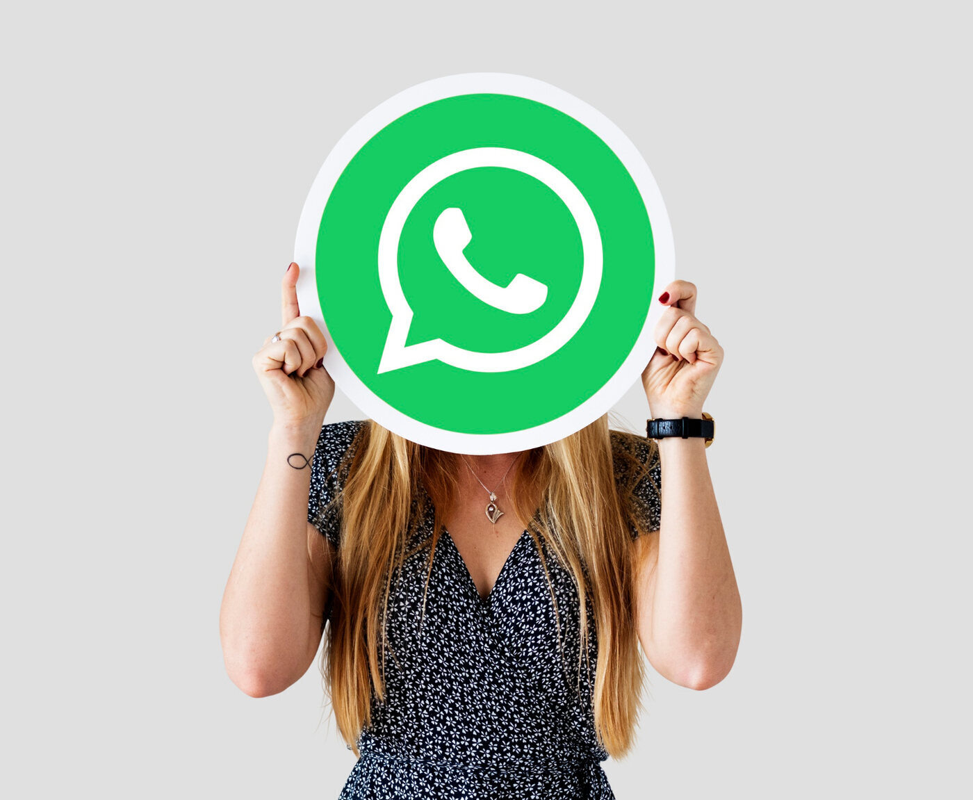 WhatsApp cai e Instagram fora do ar: Aplicativos têm problemas nesta sexta-feira