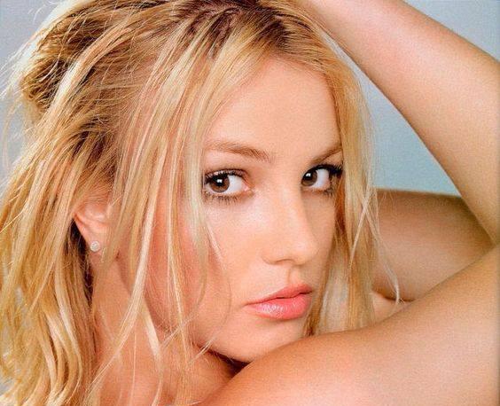 Britney Separs: pais travam batalha judicial