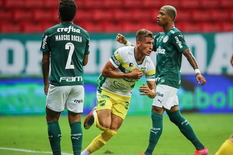 Defensa y Justicia bate Palmeiras nos pênaltis e conquista a Recopa Sul-Americana