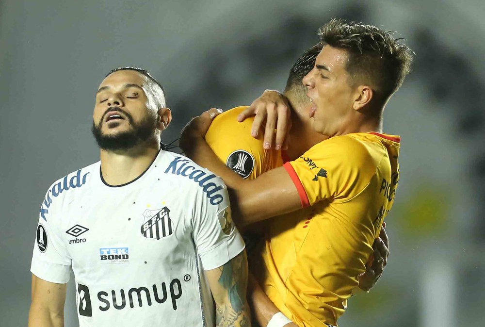 Santos e Internacional perdem na estreia da Copa Libertadores