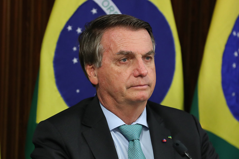 Bolsonaro critica taxação de grandes fortunas e diz que agora é crime ser rico no Brasil