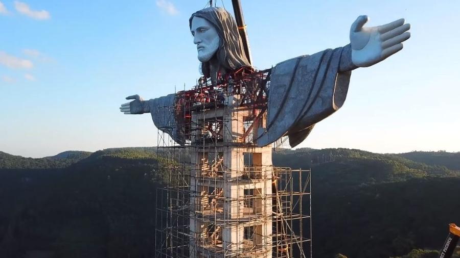 Estátua de Cristo no RS supera a do Rio e vira maior do Brasil; veja imagens