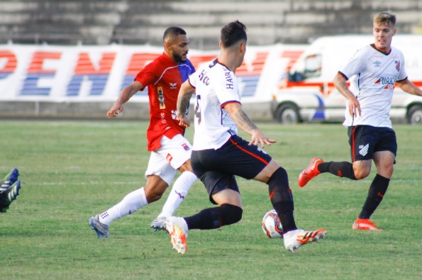 Paranaense: FPF remarca jogo de ida entre Paraná e Athletico para a próxima segunda