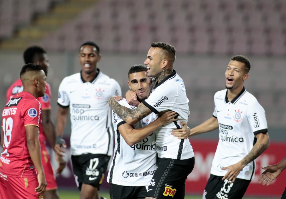 Corinthians bate Sport Huancayo e vence primeira na Sul-Americana