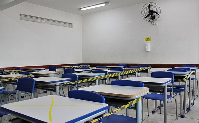 Covid-19: 37% das escolas particulares não registram casos desde março, diz sindicato
