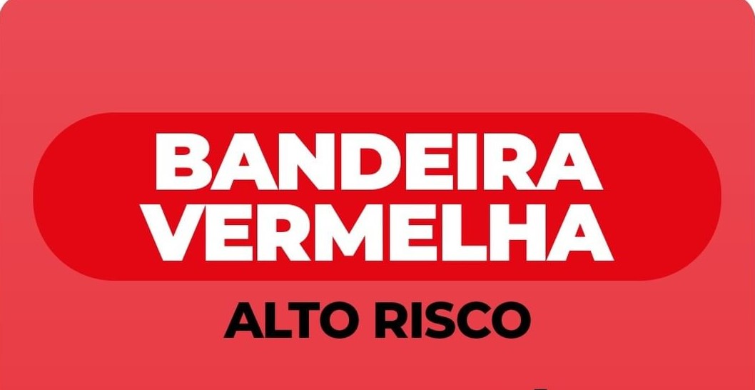 Bandeira vermelha e sem lockdown: Curitiba volta ao alerta máximo contra a Covid-19