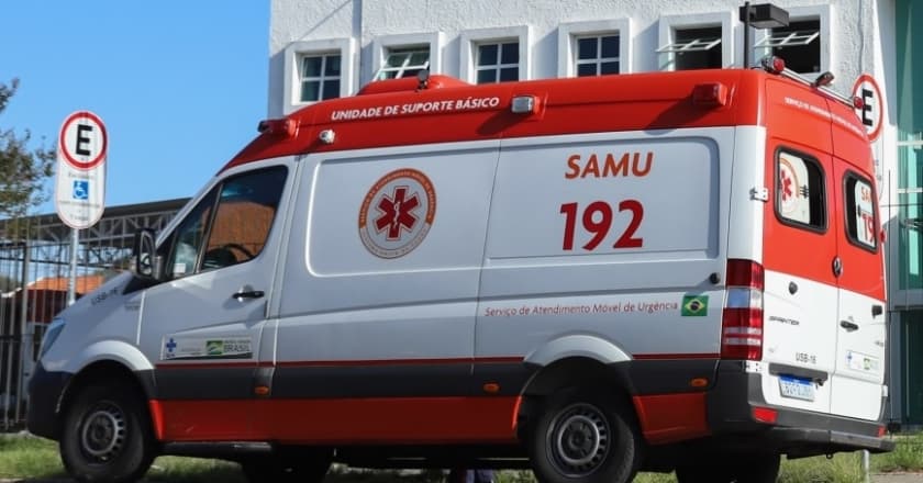 ambulância do Samu no Paraná