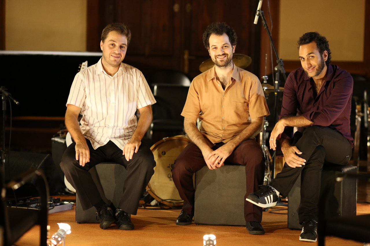 Trio Quintina lança novo álbum no sábado (29)