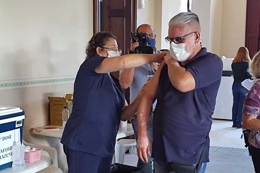 vacina contra covid para professores em paranaguá
