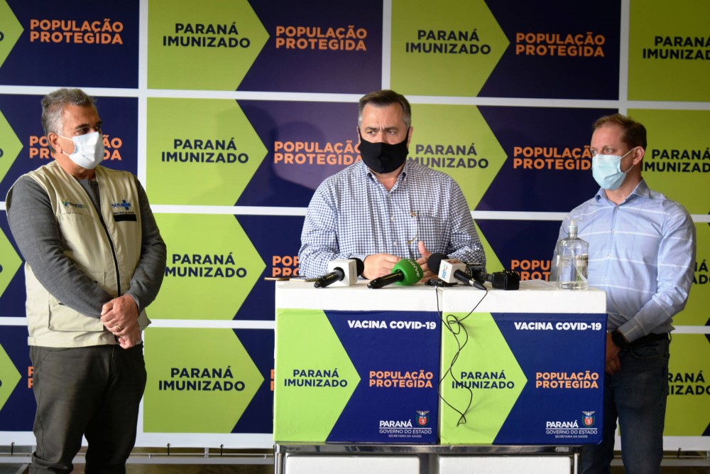 Governo do Paraná quer imunizar 80% da população adulta até agosto