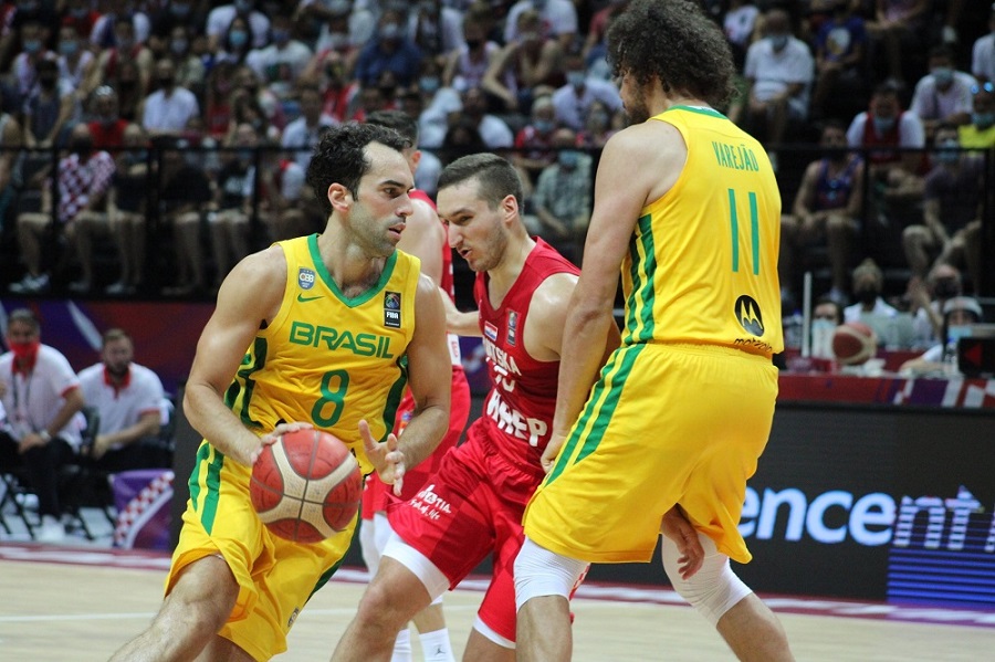 Brasil vence Croácia e vai à semifinal do Pré-Olímpico de basquete