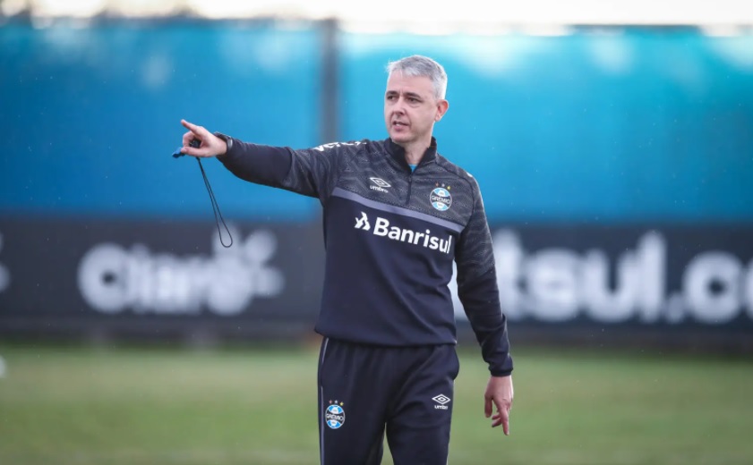 Grêmio x Santos AO VIVO: saiba onde assistir ao jogo do Brasileirão e as escalações