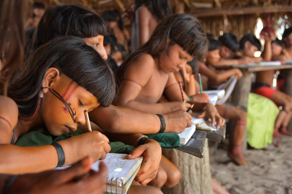 Brasil é citado na ONU como caso de risco de genocídio de índios