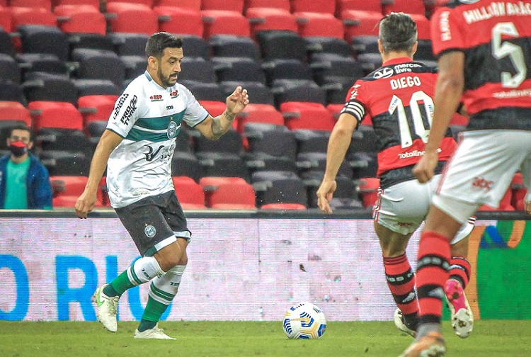 Dominado, Coritiba perde novamente para o Flamengo e está fora da Copa do Brasil; assista aos gols