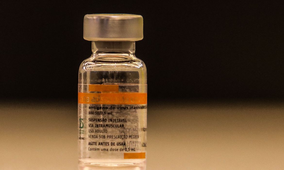 Saúde quer acelerar vacinação infantil com Coronavac