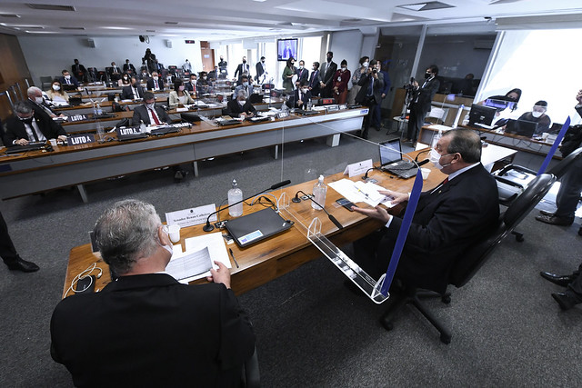 CPI da Covid aprova depoimentos para avançar em suspeita sobre compra da Covaxin pelo governo Bolsonaro