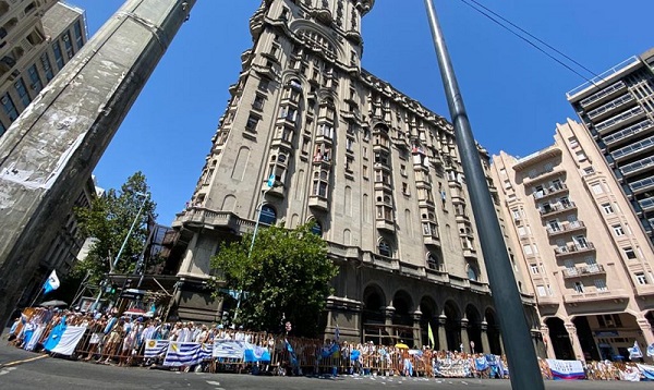Uruguai condena sete militares aposentados por crimes na ditadura