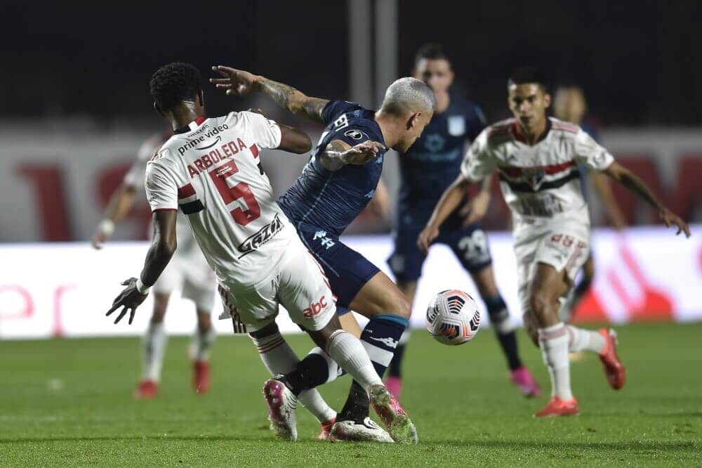 São Paulo cede empate ao Racing e decide vaga na Libertadores fora de casa