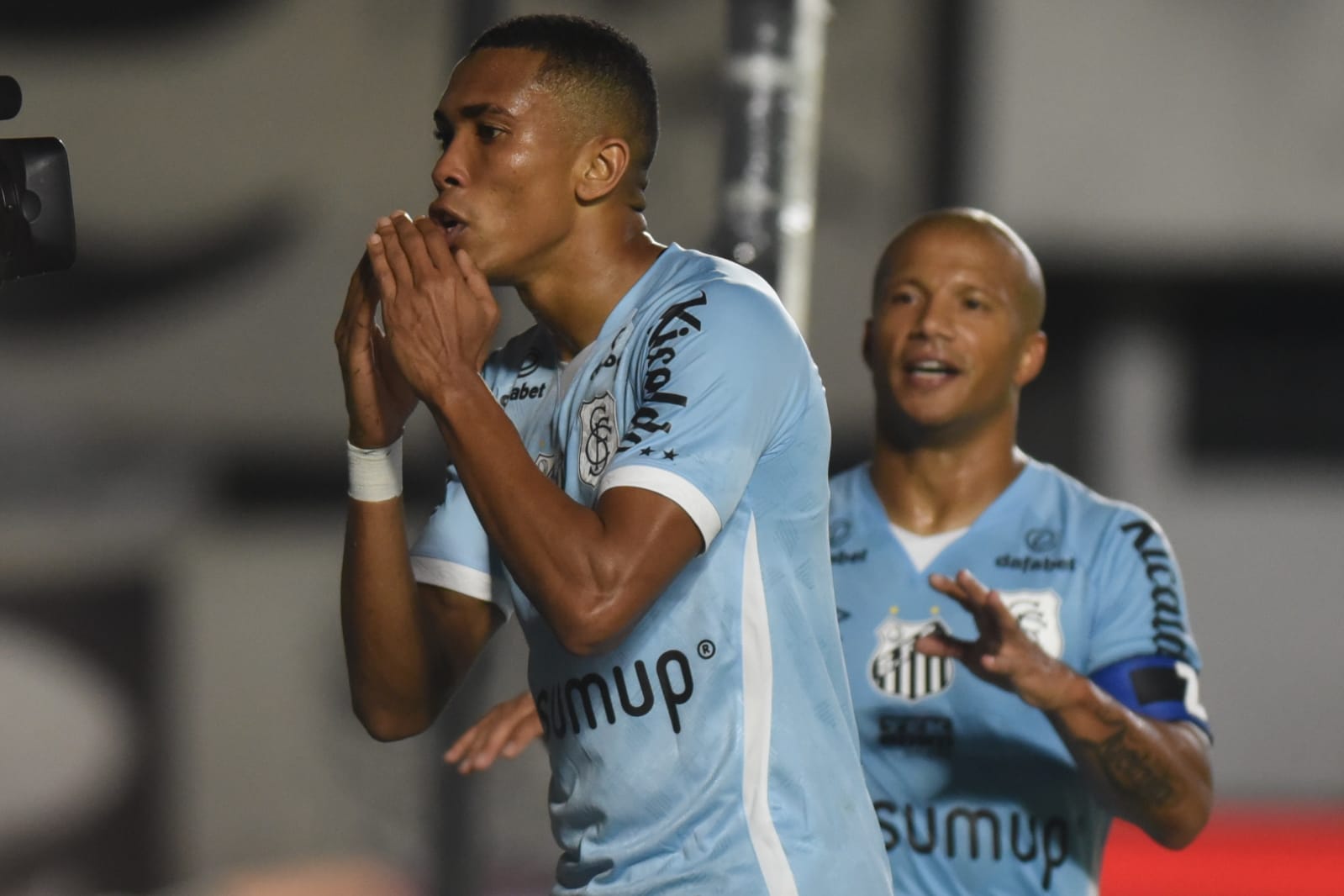 Santos vence Juazeirense e encaminha vaga na Copa do Brasil