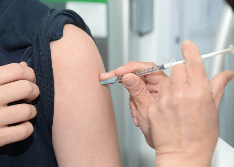 Vacinação da gripe não chega 50% do público no Paraná