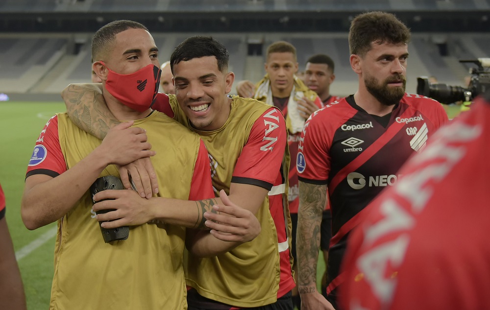 Athletico disputa a semifinal da Sul-Americana pela terceira vez; relembre