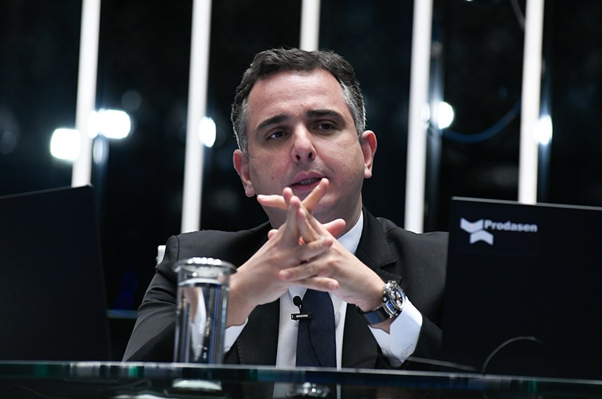 Pacheco diz que proposta de voto impresso, defendida por Bolsonaro, deve se esgotar na Câmara