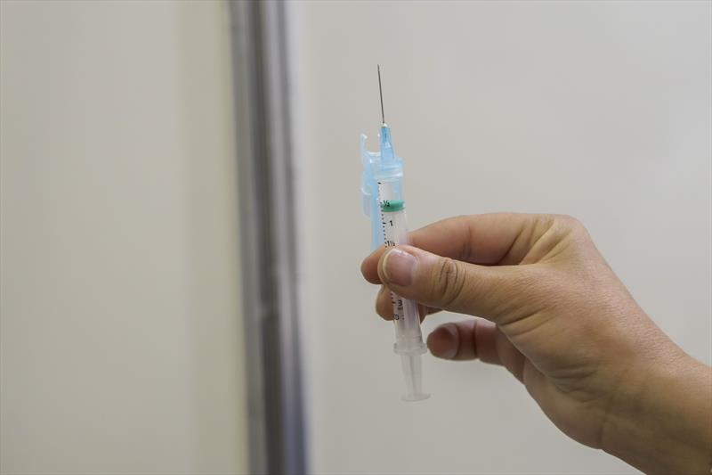Curitiba vacinou 536.085 pessoas com as duas doses da vacina contra a Covid-19