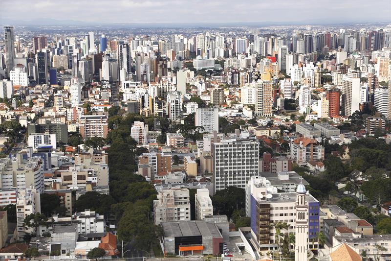 Curitiba tem nove mortes por covid nas últimas 48 horas