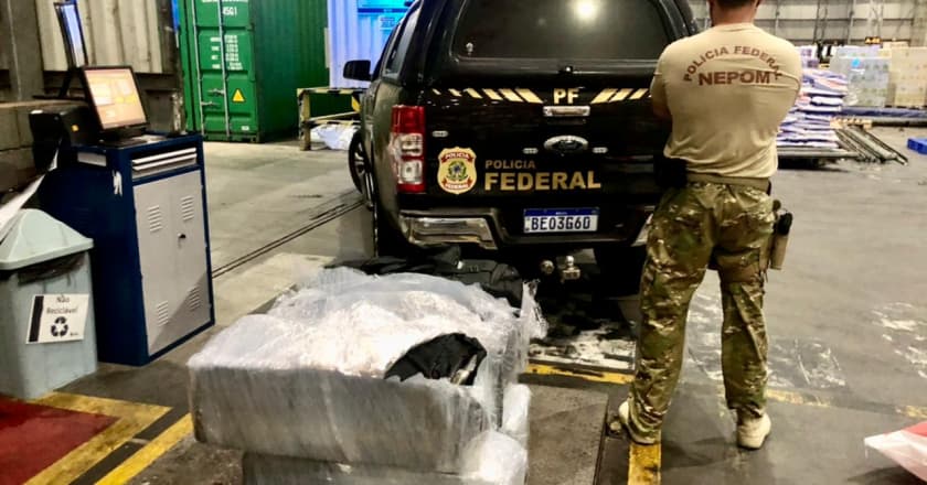 Polícia Federal apreende cocaína em caminhão no Porto de Paranaguá