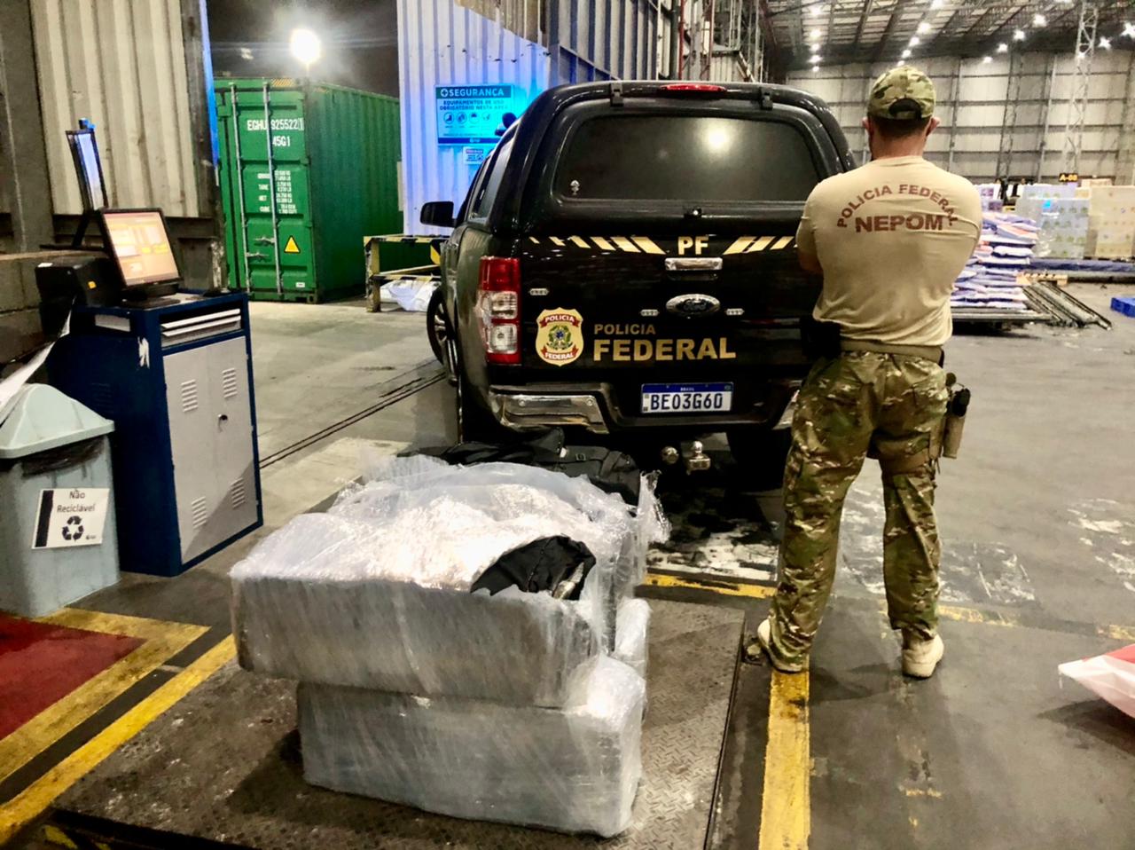 Polícia Federal apreende cocaína em caminhão no Porto de Paranaguá