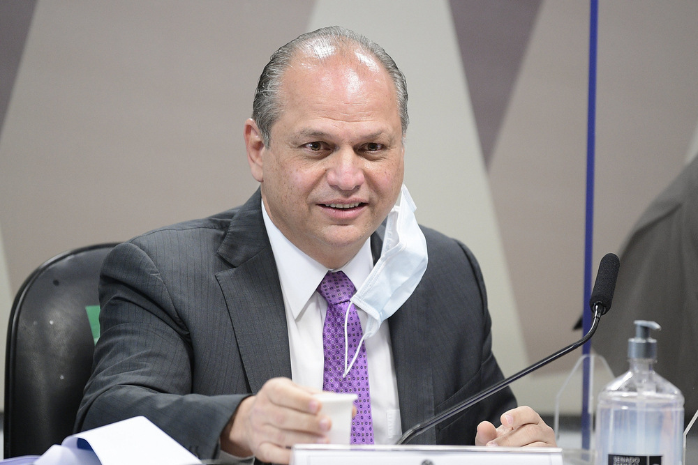 Presidente da CPI da Covid encerra sessão com Ricardo Barros; nova data será marcada