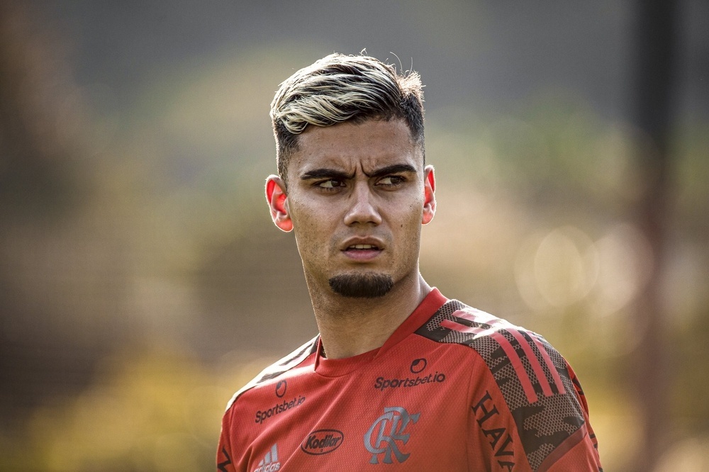 Andreas Pereira está no banco de reservas. (Alexandre Vidal/Flamengo)