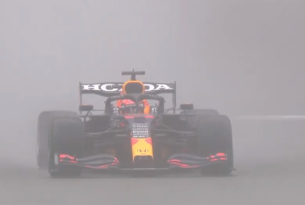 Fórmula 1: Verstappen supera Russel e sai na frente na Bélgica