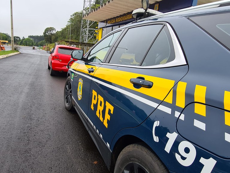 PRF prende homem suspeito de ter assassinado companheira em Curitiba